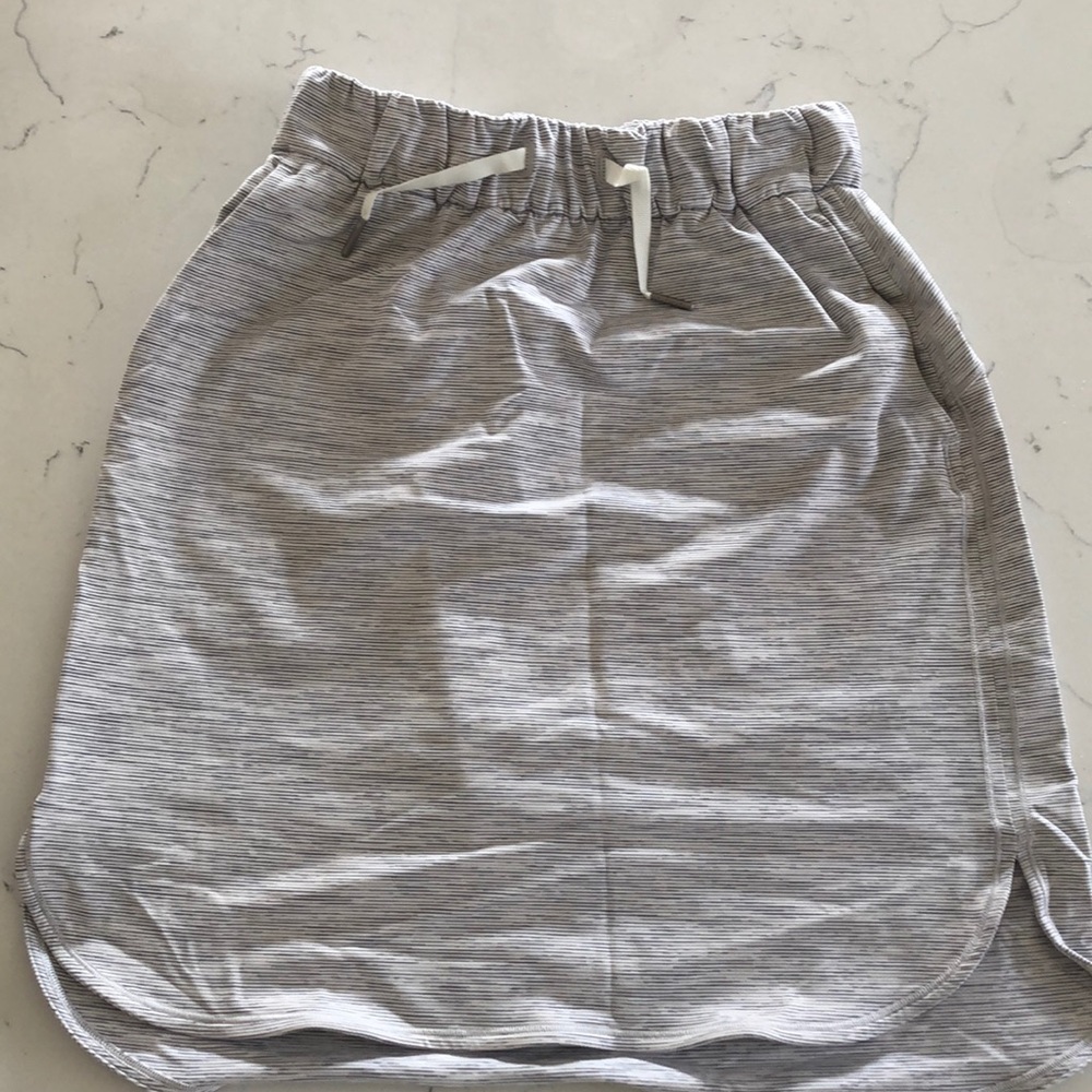 Lulu Grey Skirt - Size 4